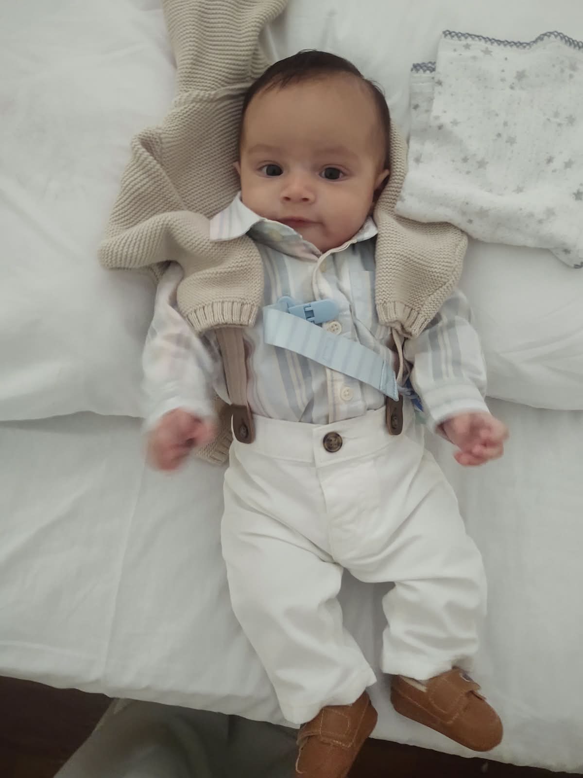 Pequenininho, já pronto para descobrir o mundo